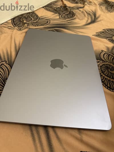 Used macbook air m2