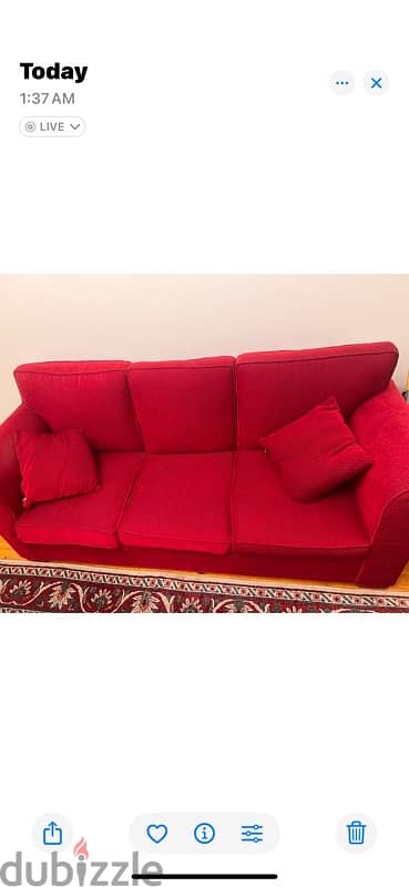 red sofa 0