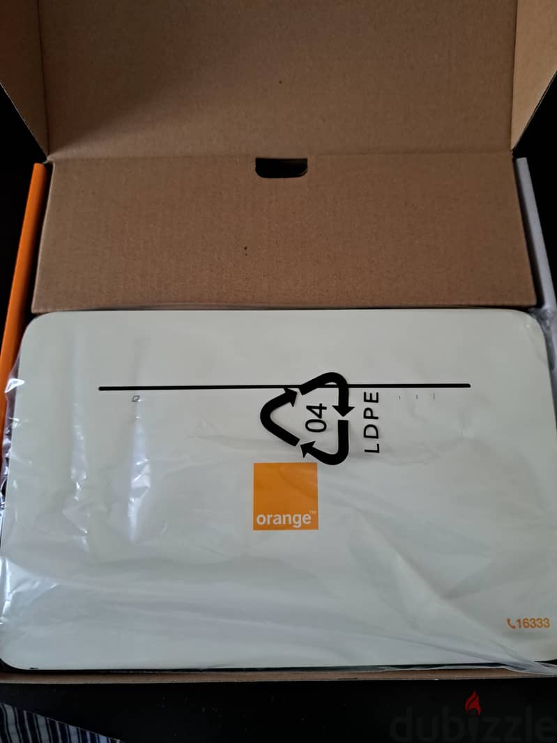 Orange Home 4G+ router 1