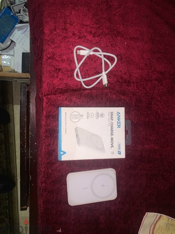 anker wireless powerbank (magsafe) 0