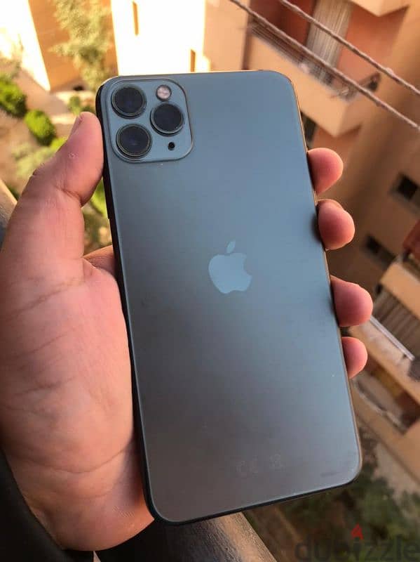 iphone 11 pro max 256g للبدل 1