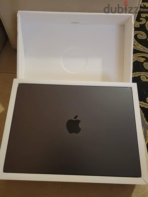 MacBook M3 Pro 14 inch 4