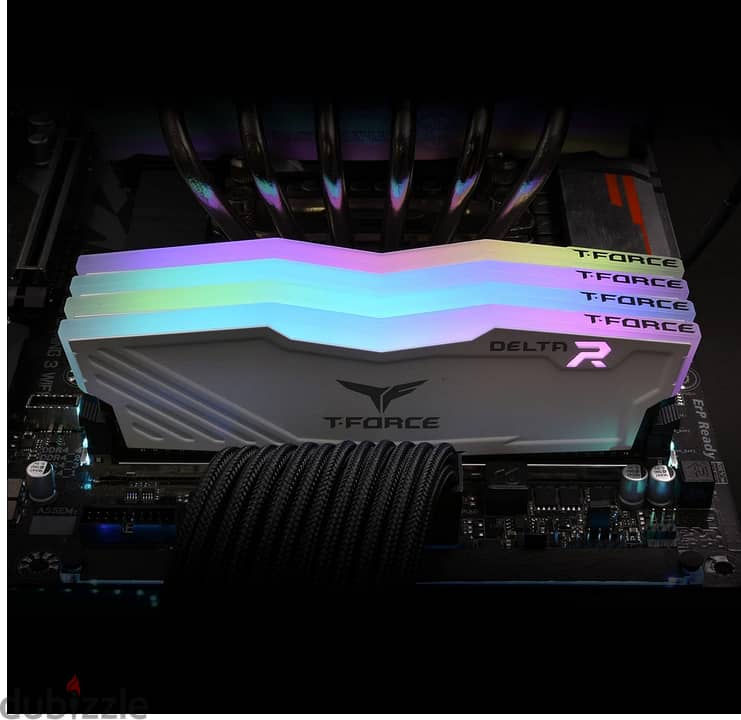 رامات 8 جيجاddr4 rgb 3200MHz 2