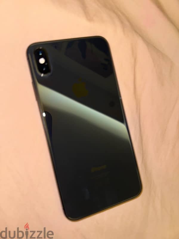 iphone XS max  للبيع 0