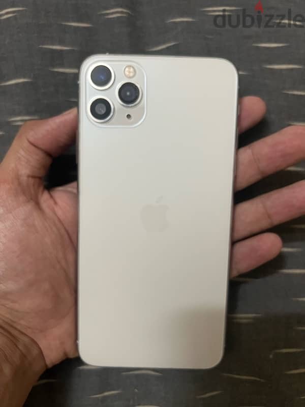 iPhone 11 Pro Max 5