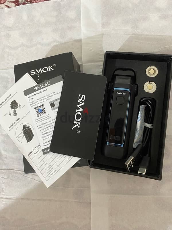 فيب smok ipx80 kit بشاشه دجيتال ٨٠ وات ، بحاله جيده جدا للبيع + العلبه 2