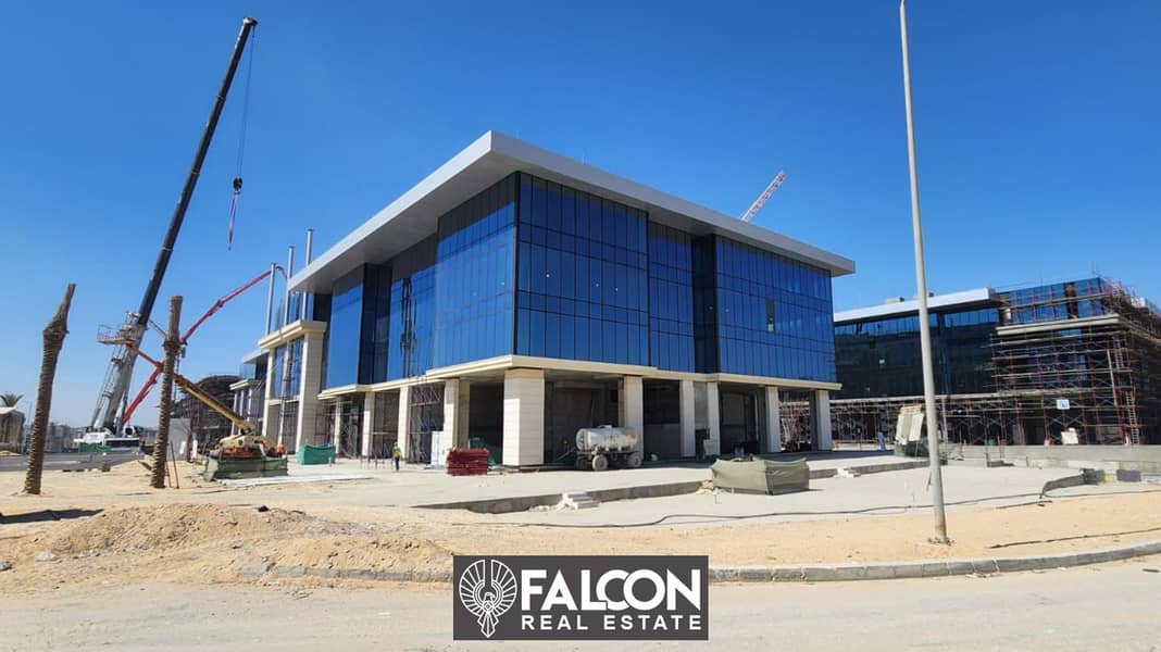 معرض للبيع في التجمع الخامس مول وان ناينتي بالتقسيط  علي 4 سنوات  showroom for sale in one ninety mall 5th settlement by instalments 0