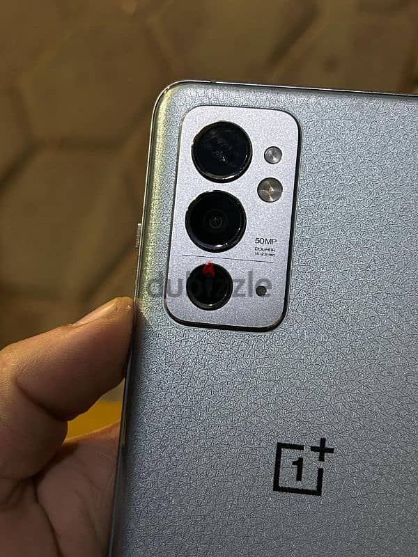 OnePlus 9rt 5G مثل الجديد تماما أعلى نسخة 6