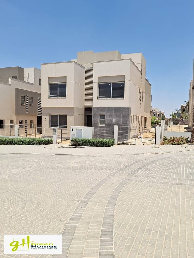 Standalone for Sale at Palm Hills New Cairo - Ready to Move &Very Prime Location 0