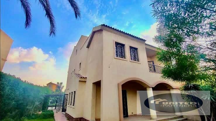 Villa twin house for sale in madianty Z lines open air mall and club 0