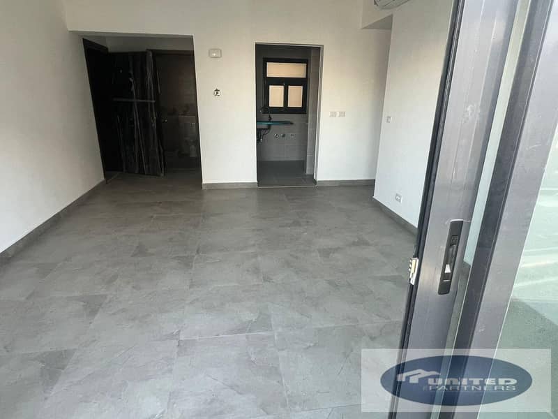 For sale in Madinaty, Privado Compound, a fully finished apartment with a total contract of 4 million pounds less than the company’s price. 0