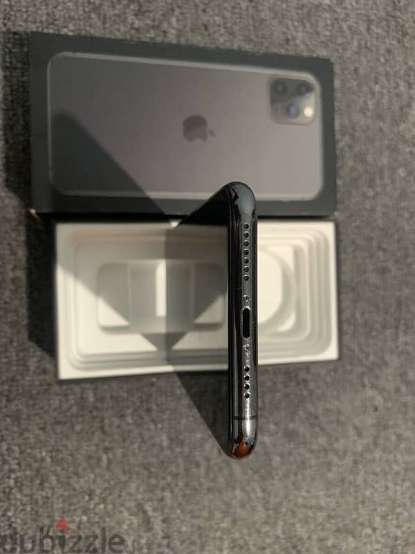 iPhone 11 Pro Max 256G 4