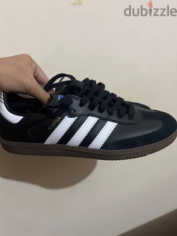 Black adidas Samba 2