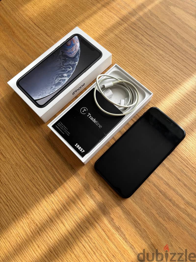 ايفون اكس ار اسود ١٢٨ جيجا - Iphone XR Black 128gb 8