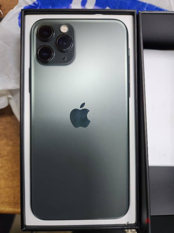 iphone 11 pro 4