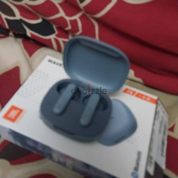 JBL Wave 300 TWS Earbuds - Blue 4