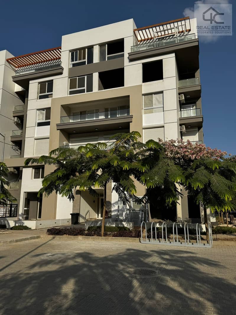 Duplex with garden for sale in  Hyde Park 200M with Installments  , prime location and  view landscape. 0