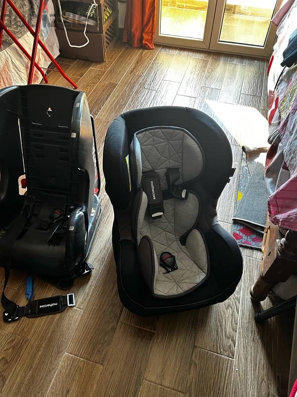 Mothercare  car seats used like new 1