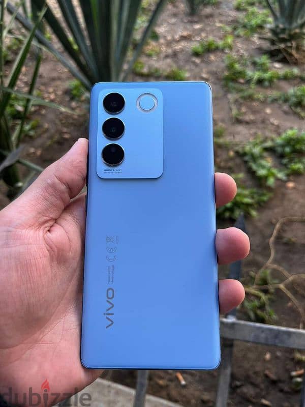 Vivo V27 5G للبدل بنفس المستوى 1