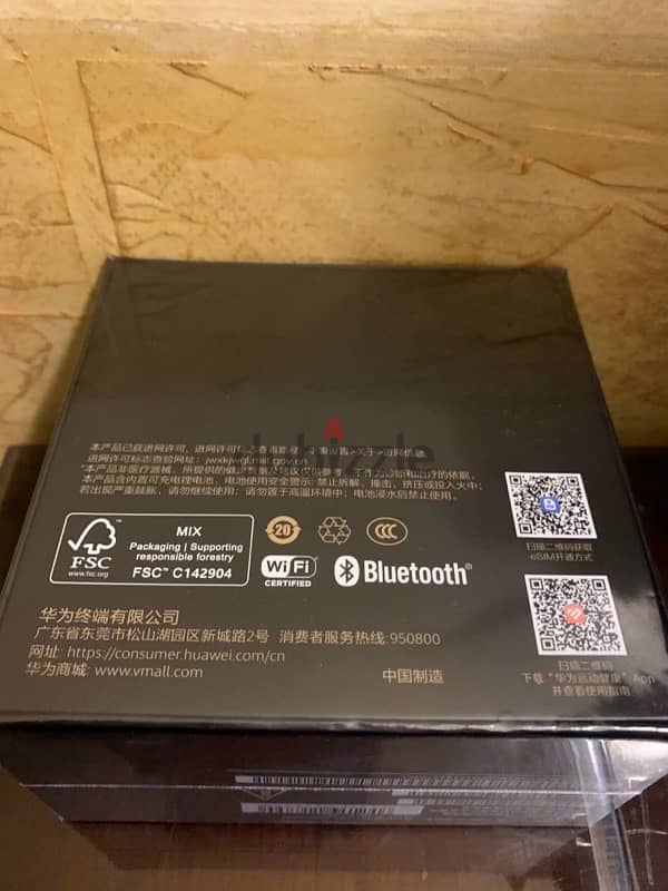 Hauwei Watch 4 pro space edition sealed box 1