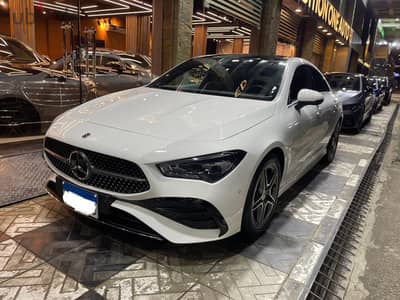 Mercedes-Benz CLA 200 2024 AMG PREMIUM PLUS +