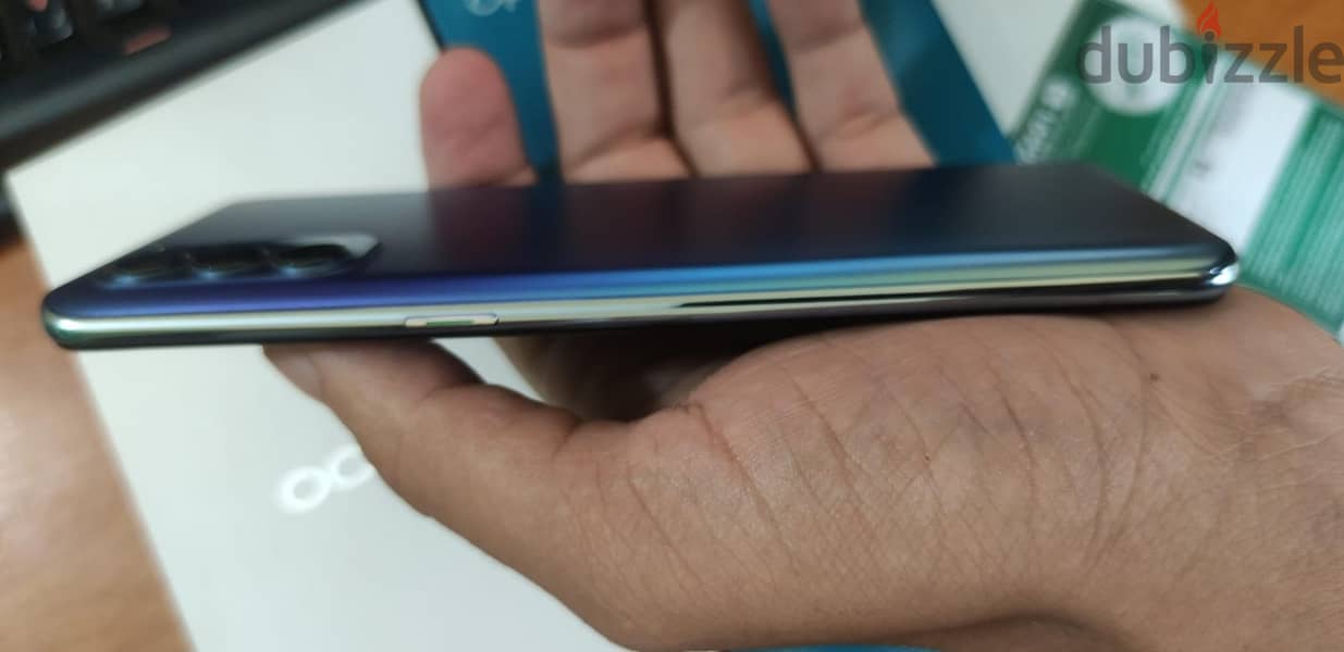 oppo reno 4 128 / 8+5 اوبو رينو 4 زيرو بلزقته بكل مشتملاته حاله نادره 2