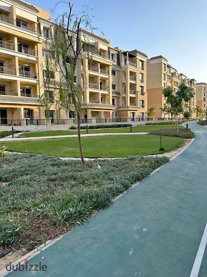 For sale, a 4-room apartment with a view on green spaces and a discount of up to 42% cash in Sarai Compound 0