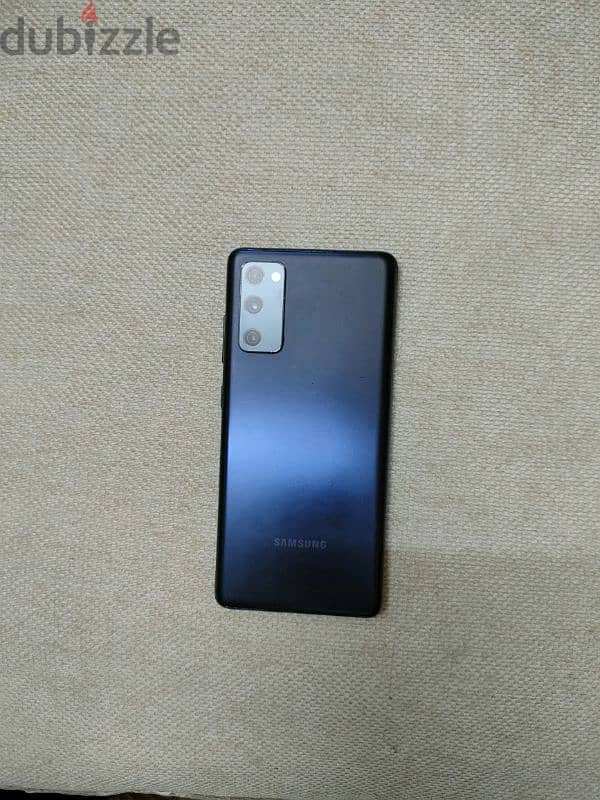 Samsung Galaxy S20 FE 5G (256 / 8) 0