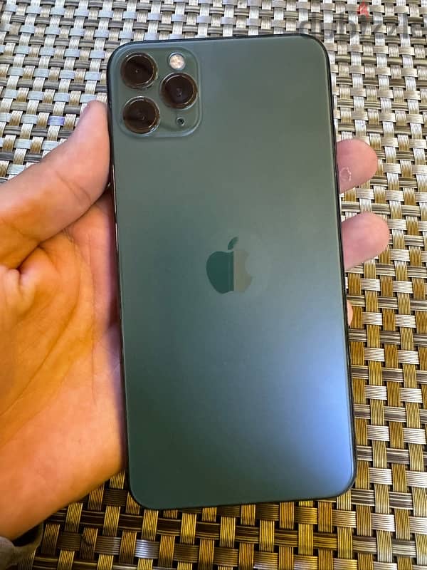 iPhone 11 Pro Max 2