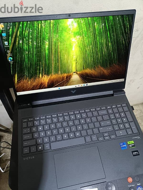 Hp victus 16' i7 14600 hx 4