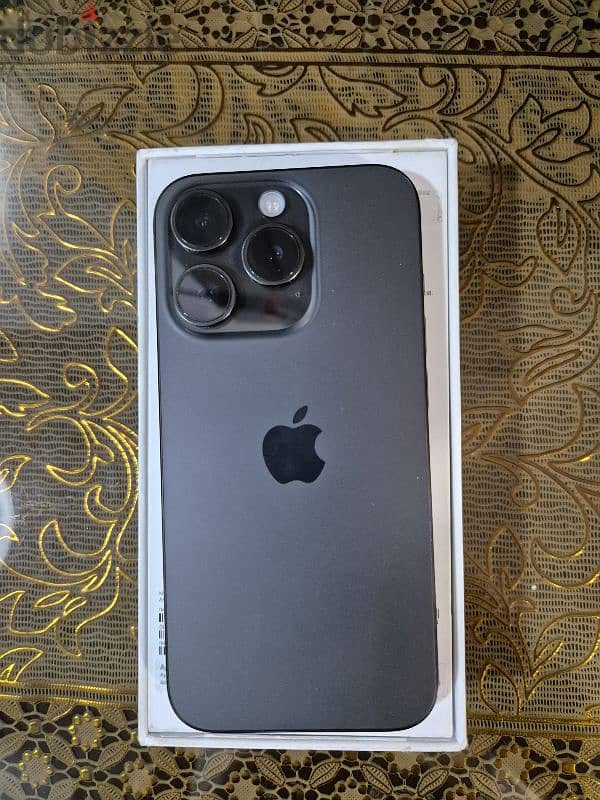 IPhone 15 pro.    Za. 2 Sim 1