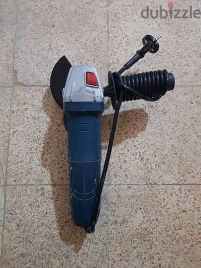 صاروخ بوش 700W