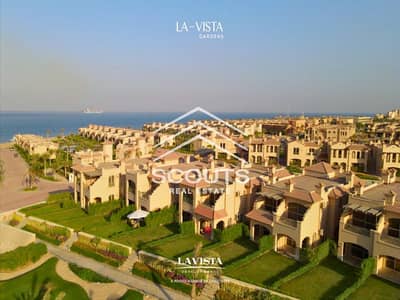 Chalet for sale, immediate receipt, fully finished, view on the sea, in La Vista Gardens Ain Sokhna, close to Porto Sokhna and Zafarana Road