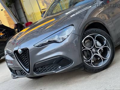 Alfa Romeo Stelvio 2024