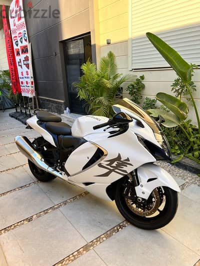 Suzuki Hayabusa Generation 3