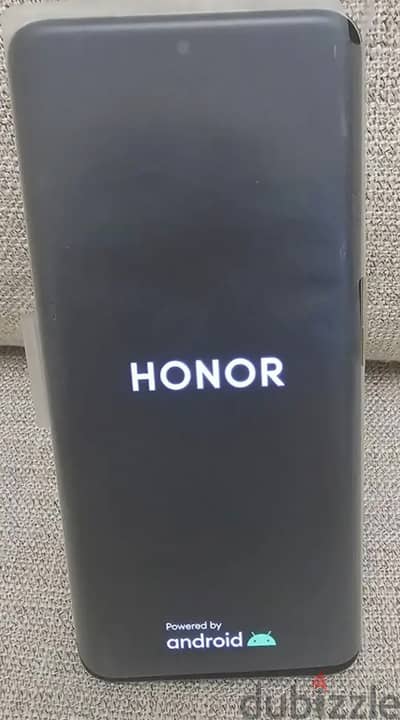 Honor 90 تحت الضمان