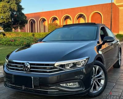 Volkswagen Passat 2021 top line باسات اعلي فئه فابريكة بالكامل