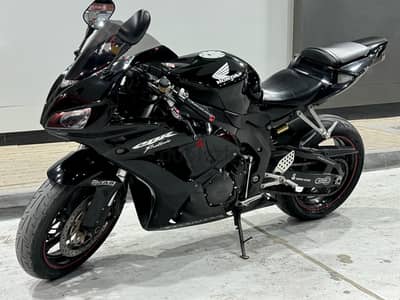 honda cbr 1000