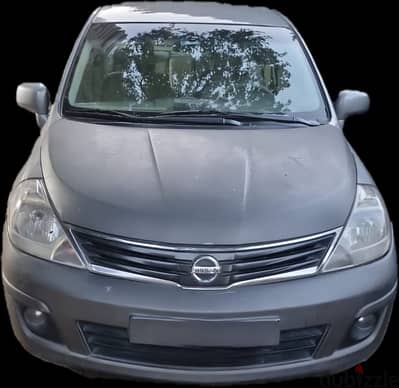 Nissan Tiida 2013