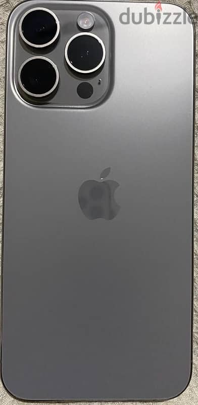 iPhone 15 pro max 0