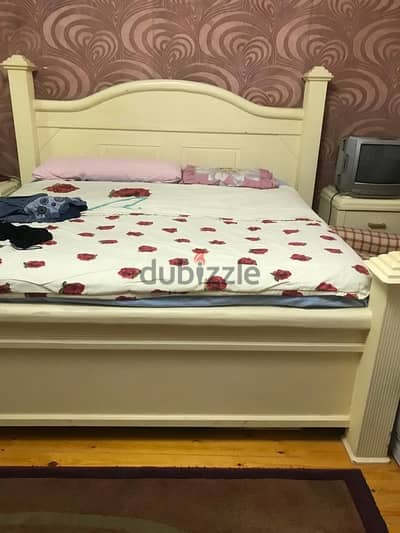 used bedroom in very good conditions