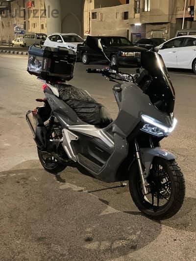 اسكوتر فيچوري 200cc