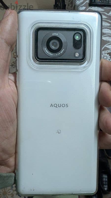 sharp aquos R6 اكواس شارب 1