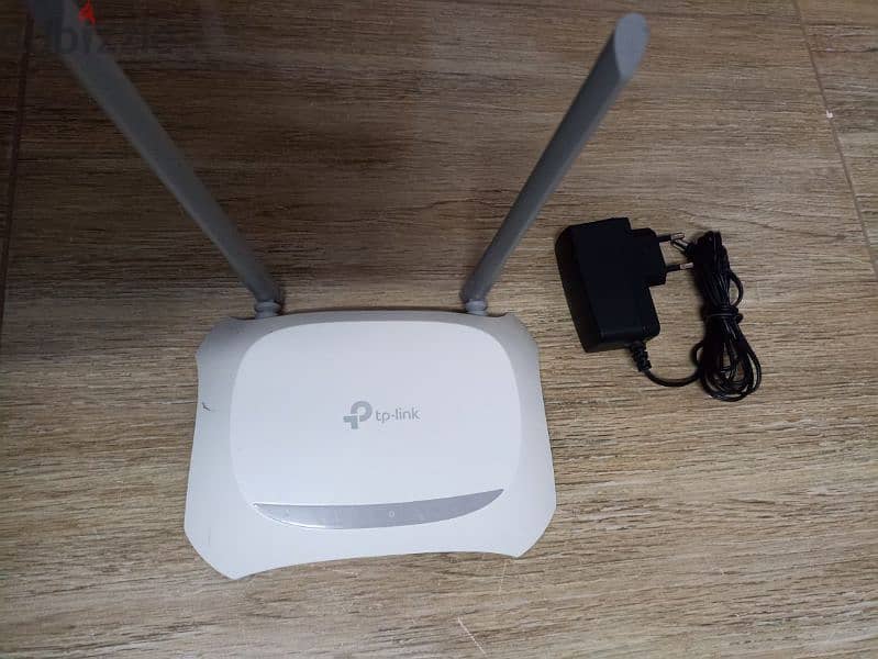 مكونات شبكات Routers, access point, WiFi Extender 2