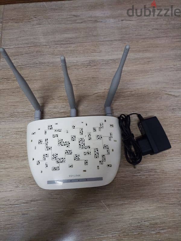 مكونات شبكات Routers, access point, WiFi Extender 4