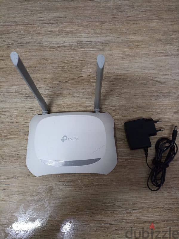 مكونات شبكات Routers, access point, WiFi Extender 12