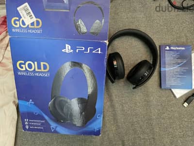 playstation gold headset 7.1 used mint condition