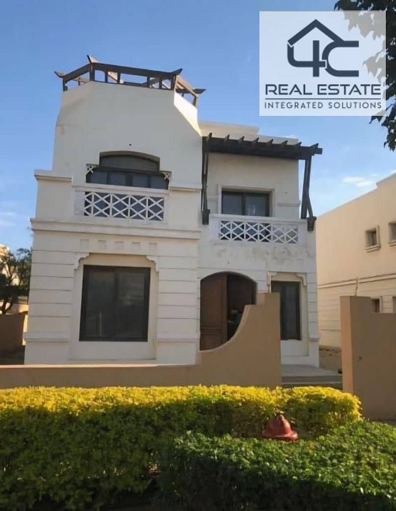 For quick sale at the lowest price in the market standalone corner villa ready to move view landscape in Compound Hyde Park 0