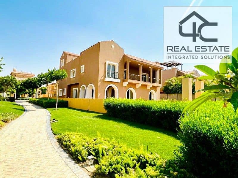 The lowest price independent villa for sale 525 square meters, classic, the best layout and the largest area in Hyde Park, Fifth Settlement 0