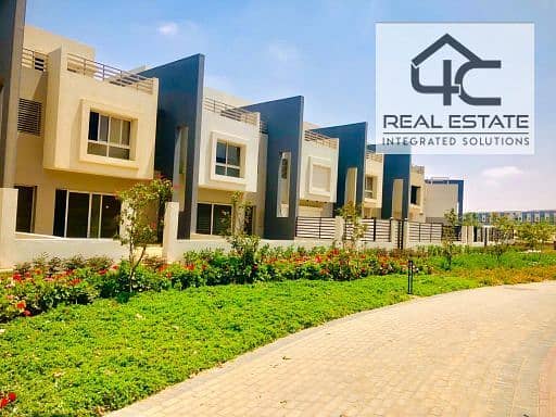 Townhouse Corner Modern 250m With Land Area 314m For Sale At The Lowest Market Price In Hyde Park Fifth Settlement 0